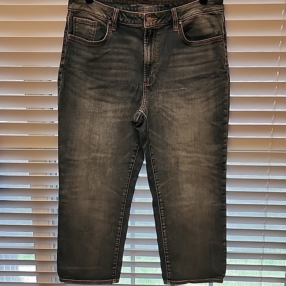 Chico High Rise Straight Crop Leg sz 2.5 (14)